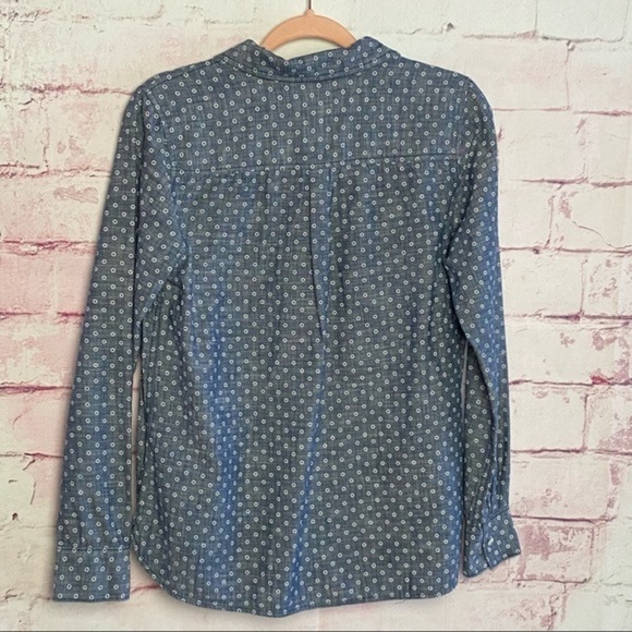 J. CREW Denim Blue Button Up Long Sleeve Shirt - Picture 6 of 10